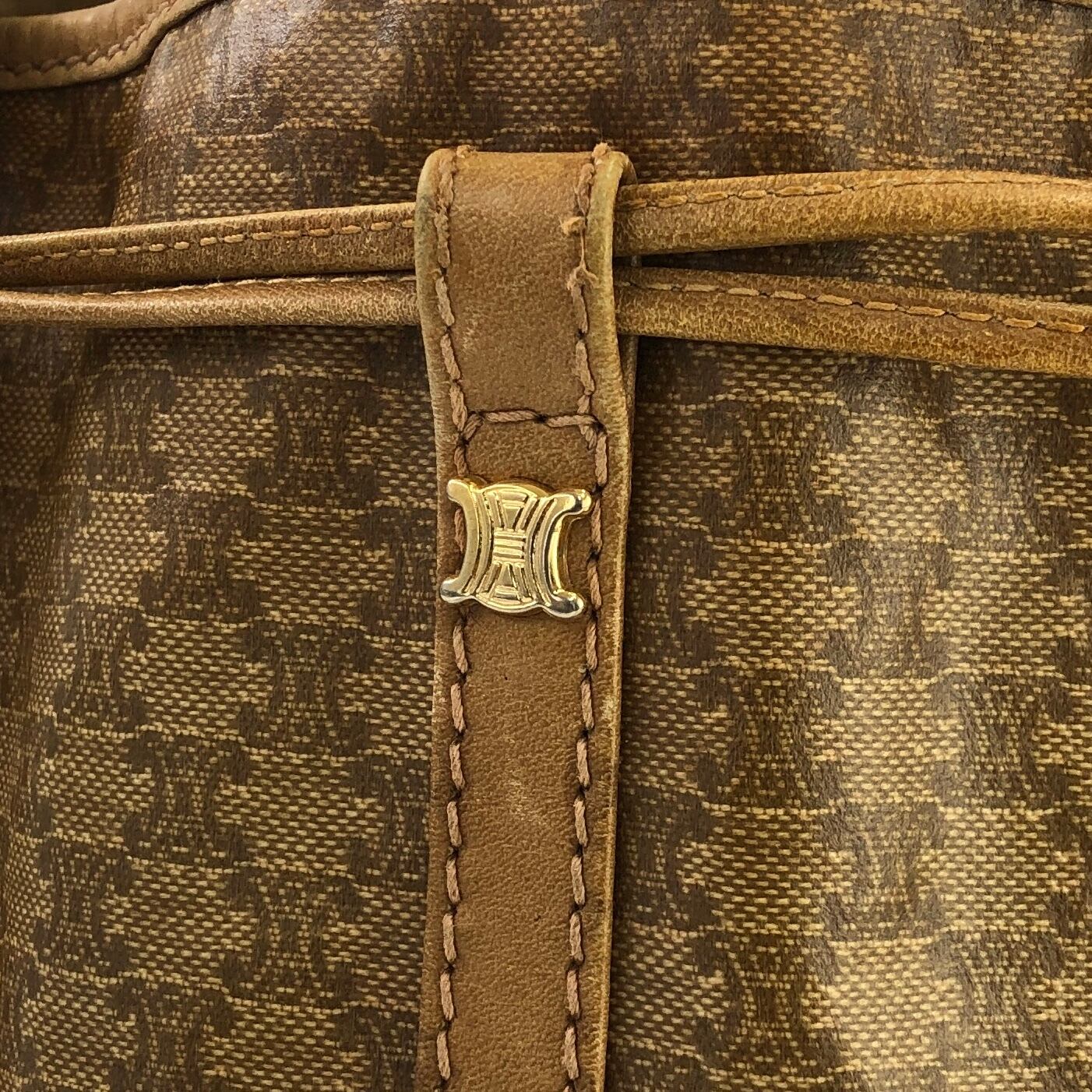 CELINE セリーヌ マカダム ブラゾンスタッズ トリオンフ 巾着 ドロー