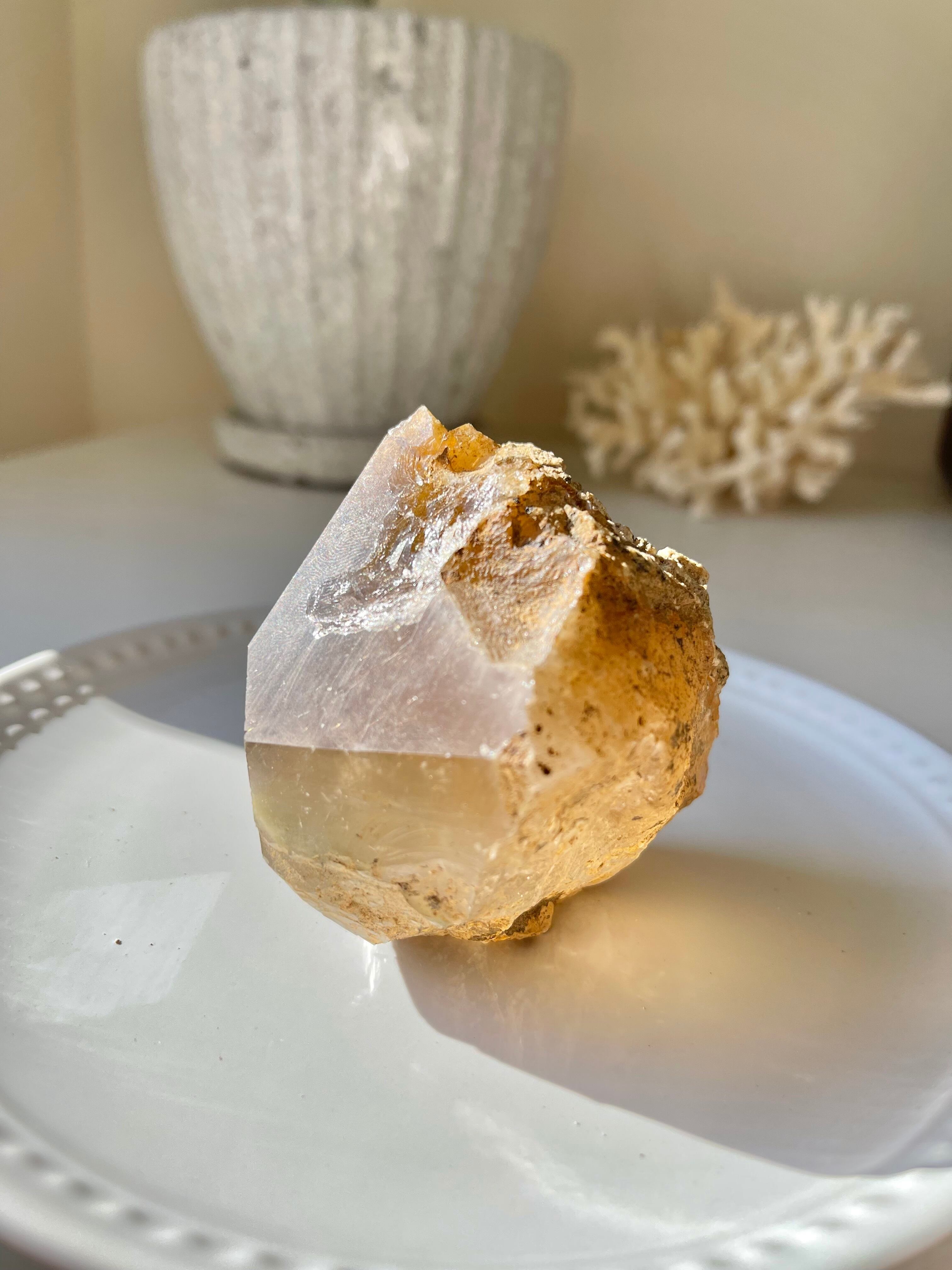 超希少！聖なるザギマウンテン　スモーキールチル原石/ Rare!! Sacred Mt.ZAGI smoky rutile raw crystal