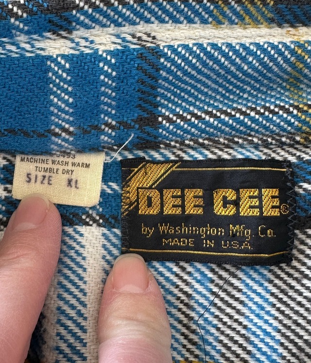 -DEE CEE- Vintage 70s XL Flannel Shirt