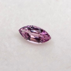 スピネル マーキスカット ルース 0.40ct ピンク系 約7mm×3.5mm r-0657