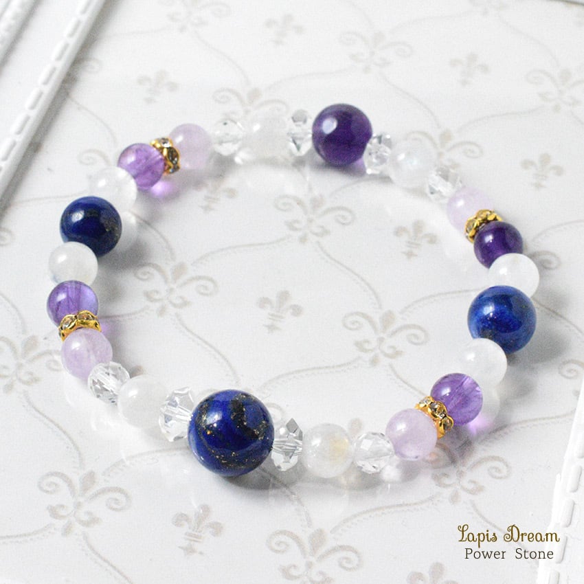 静かな心で、幸福を迎えにいくお守り | ラピスラズリ、アメジストのパワーストーン ブレスレット