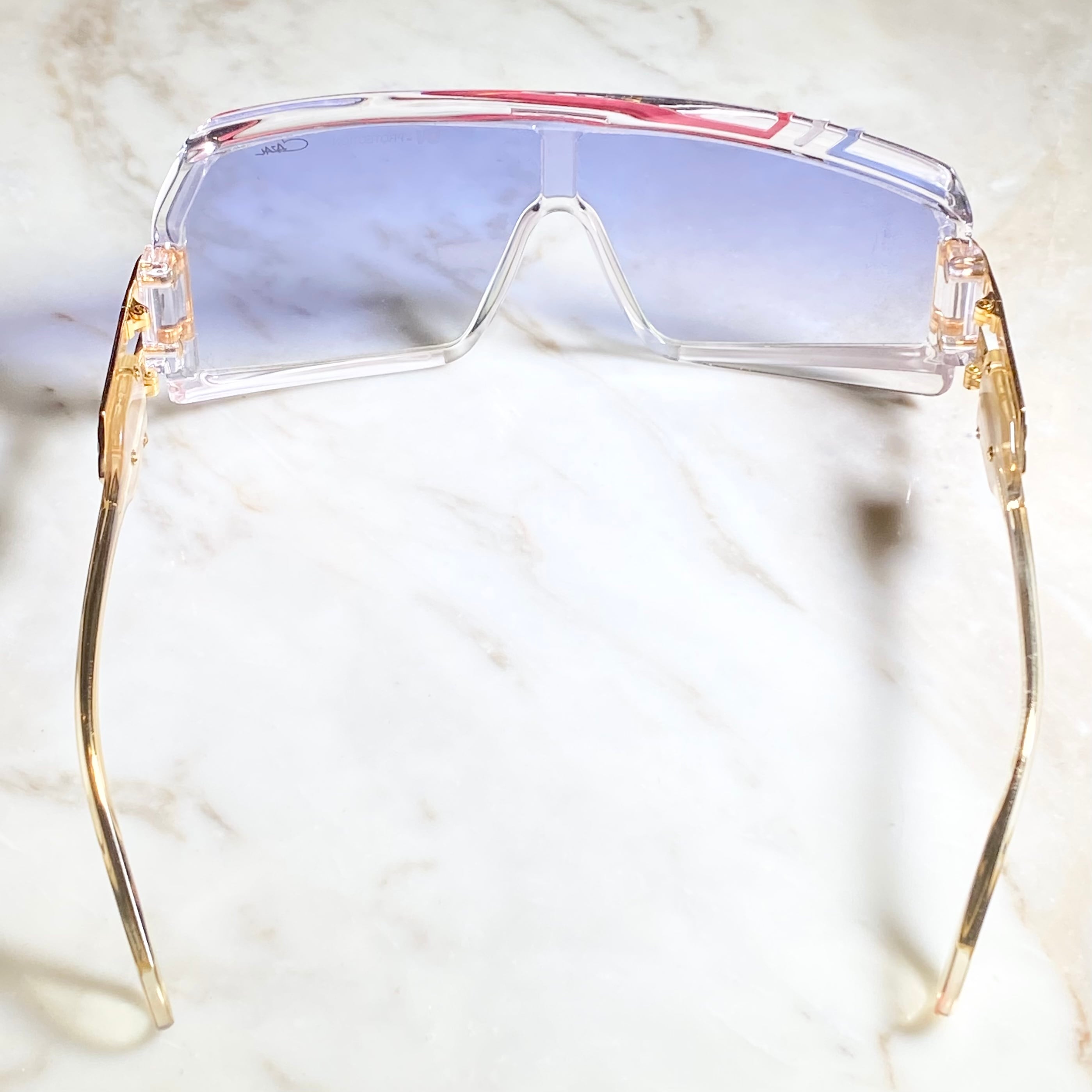 CAZAL “mod.858” asymmetrical frame sunglasses | NOIR ONLINE