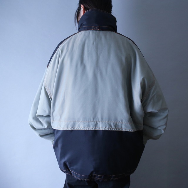 multi gimmick design over silhouette mountain jacket