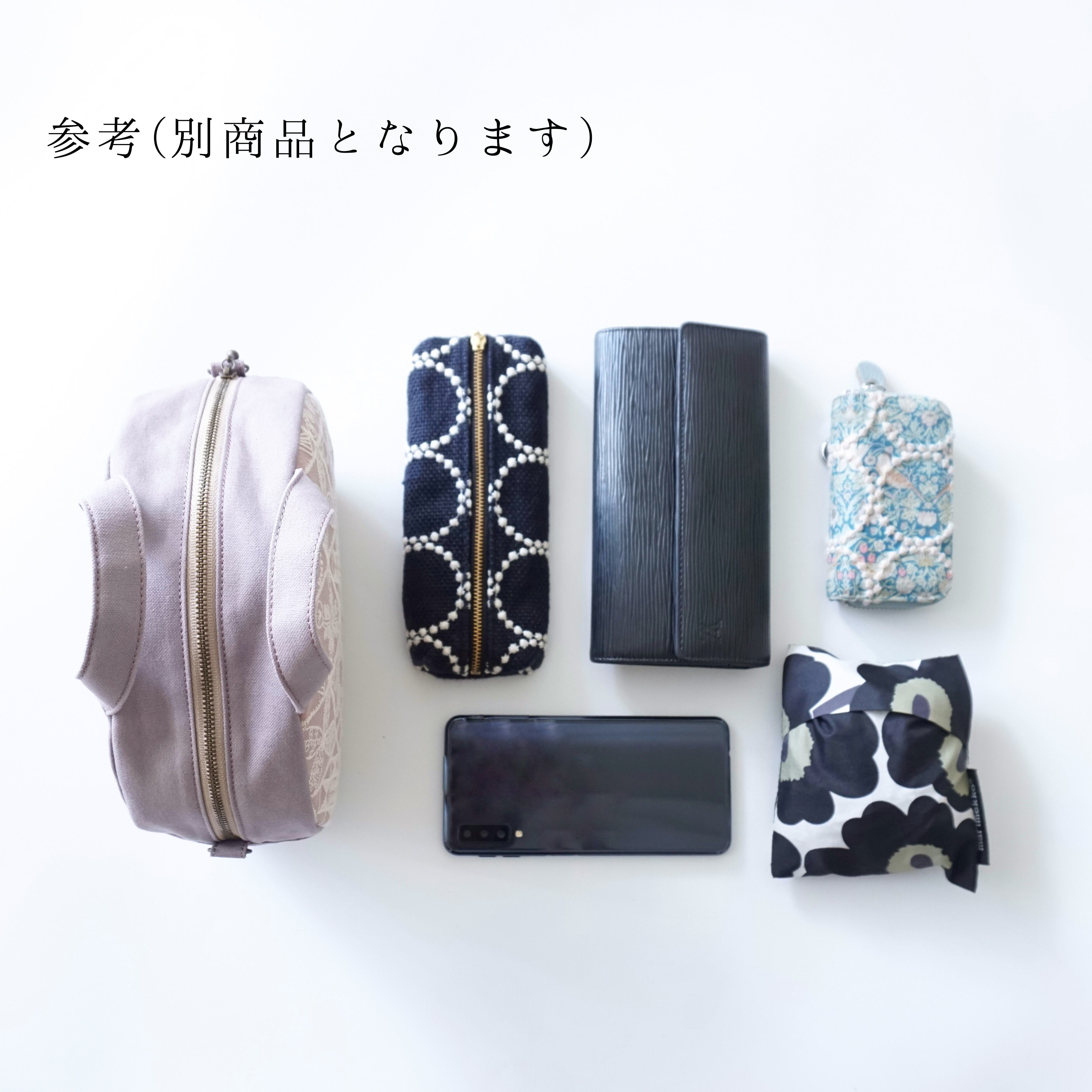 半月ポシェット celebrate light blue | Litta