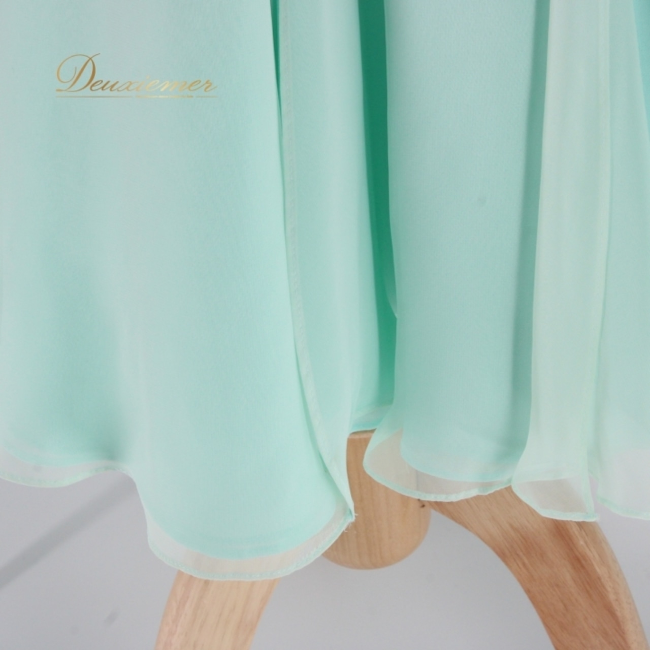 社交ダンス 衣装 スタンダード スカート レッスンウェア レディース Fantasy グリーン系 ブルー系 練習着 無地 シンプル かわいい 清楚 ミントグリーン ファスナー 伸縮性 日本製 サイド編み上げ デザイン アクセント 練習用 踊りやすい おしゃれ レディーススカート ダンスウェア 発表会 トレーニング用