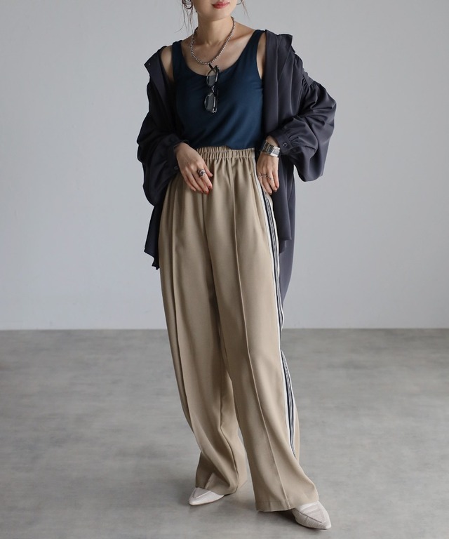 バックギャザーシャツ