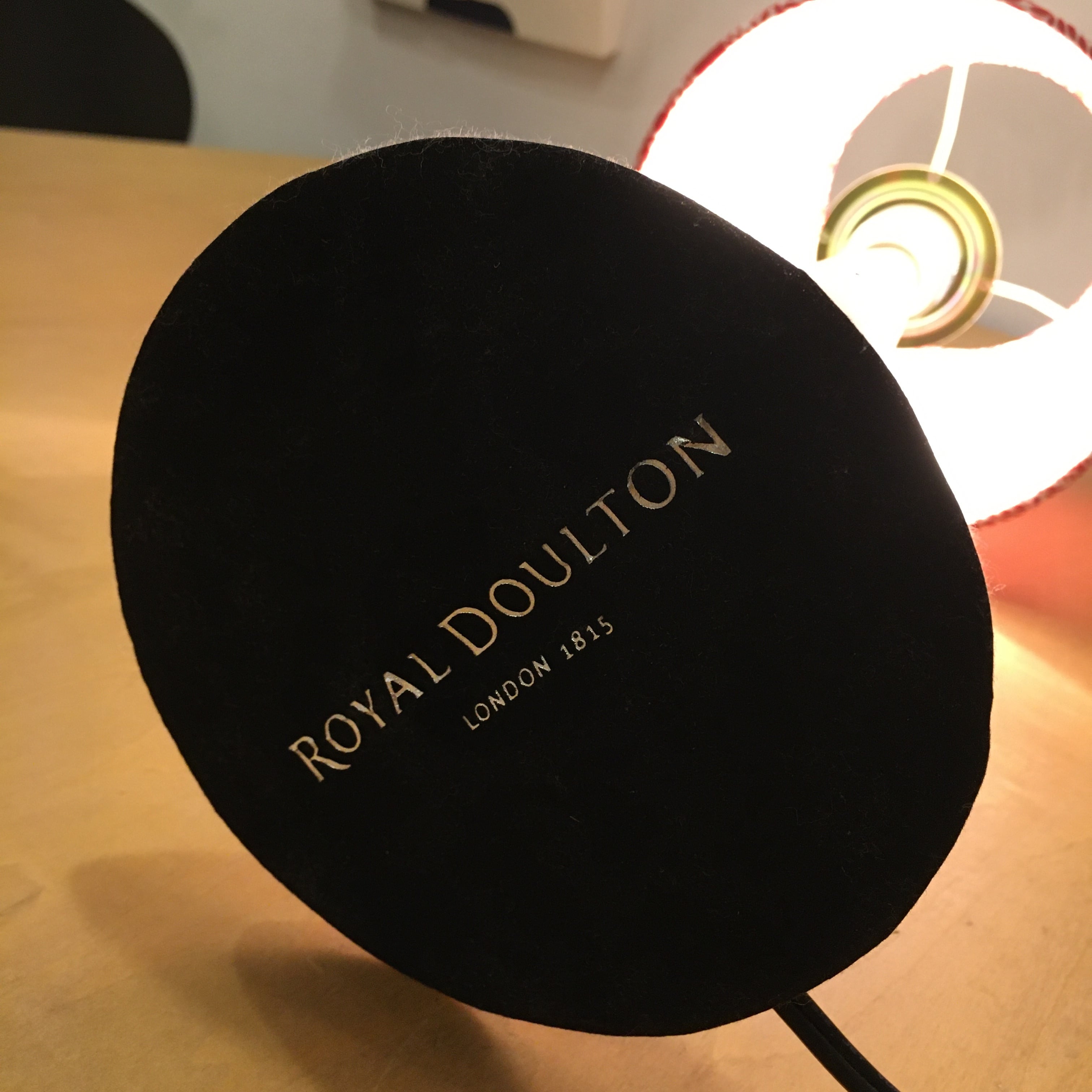 英国 Royal Doulton/ロイヤルドルトン ”Fable” テーブルランプ 箱・取