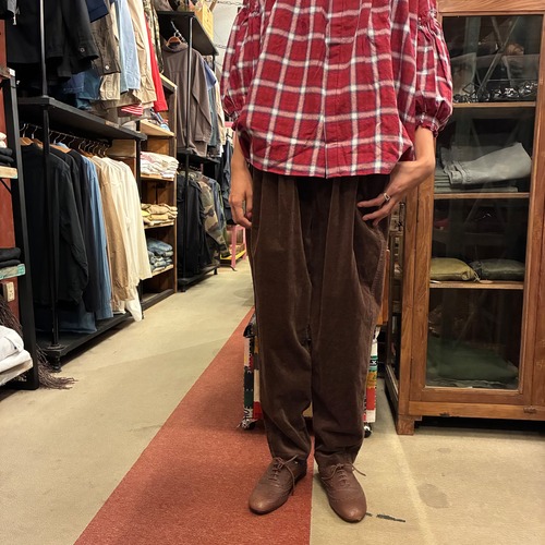 TOPANGA Lady's Tapered Corduroy Easy Pants　テーパードコーデュロイイージーパンツ　ブラウン　