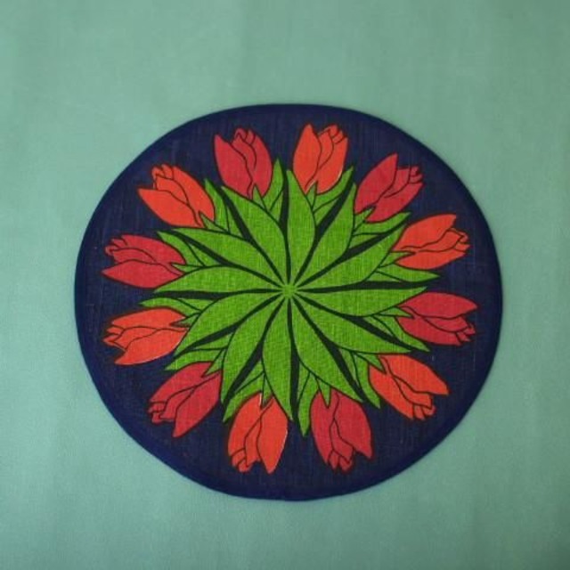 SWEDEN ROUND FLOWER TABLE MAT(JUL DUK)