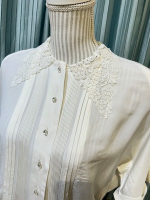 40's vintage white lace rayon blouse