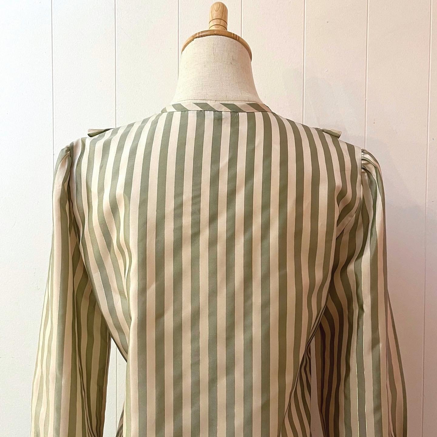 melon gold line stripe frill blouse