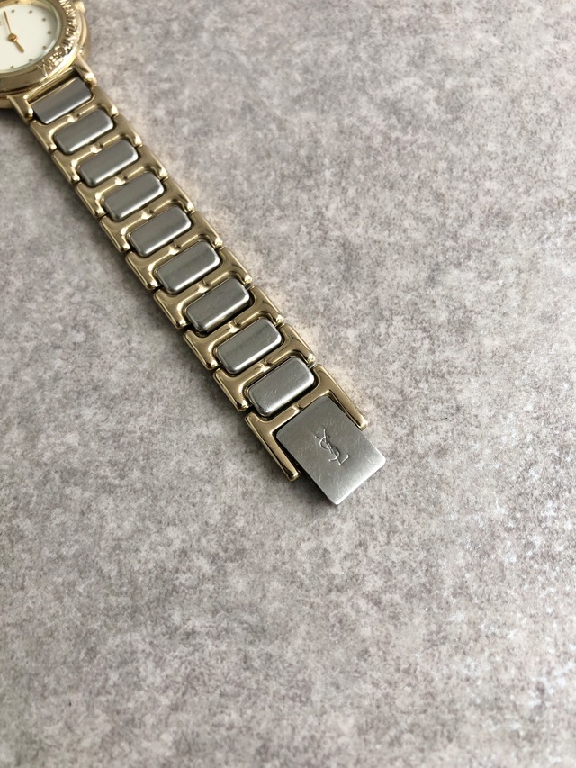 Yves Saint Laurent イヴ・サンローラン 腕時計 シルバー ゴールド ラウンド ステンレススチール クォーツ 2200-229789Y vintage ヴィンテージ オールド 6vjehs