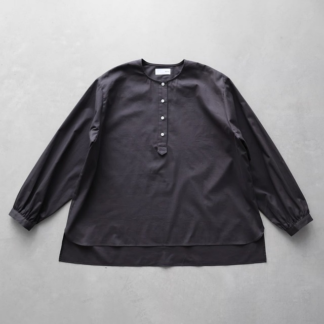 HUIS / オーガニックコットンライトオックスヘンリーネックナチュラルプルオーバー