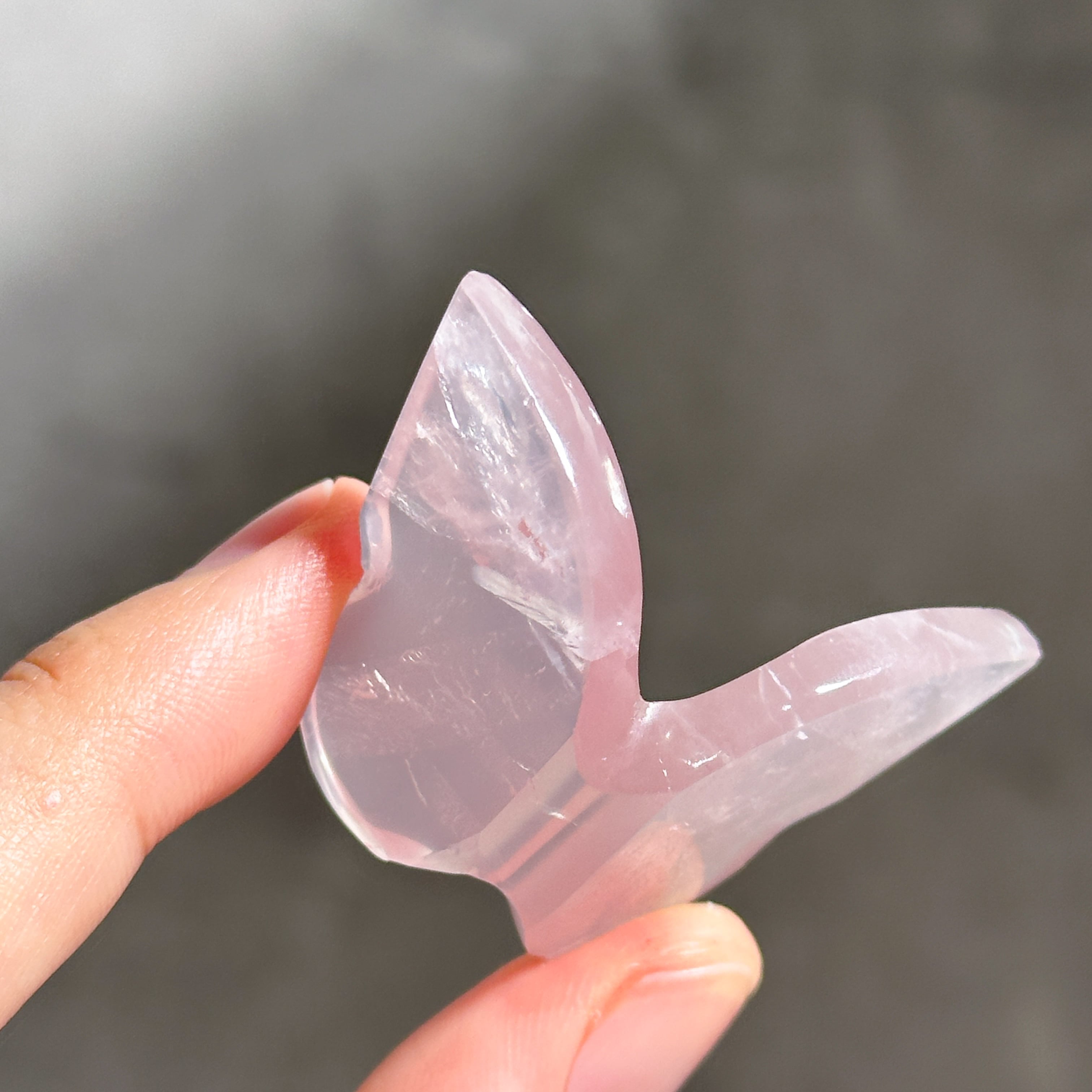 ローズクォーツ 3D蝶 13◇ Rose Quartz Butterfly ◇天然石・鉱物