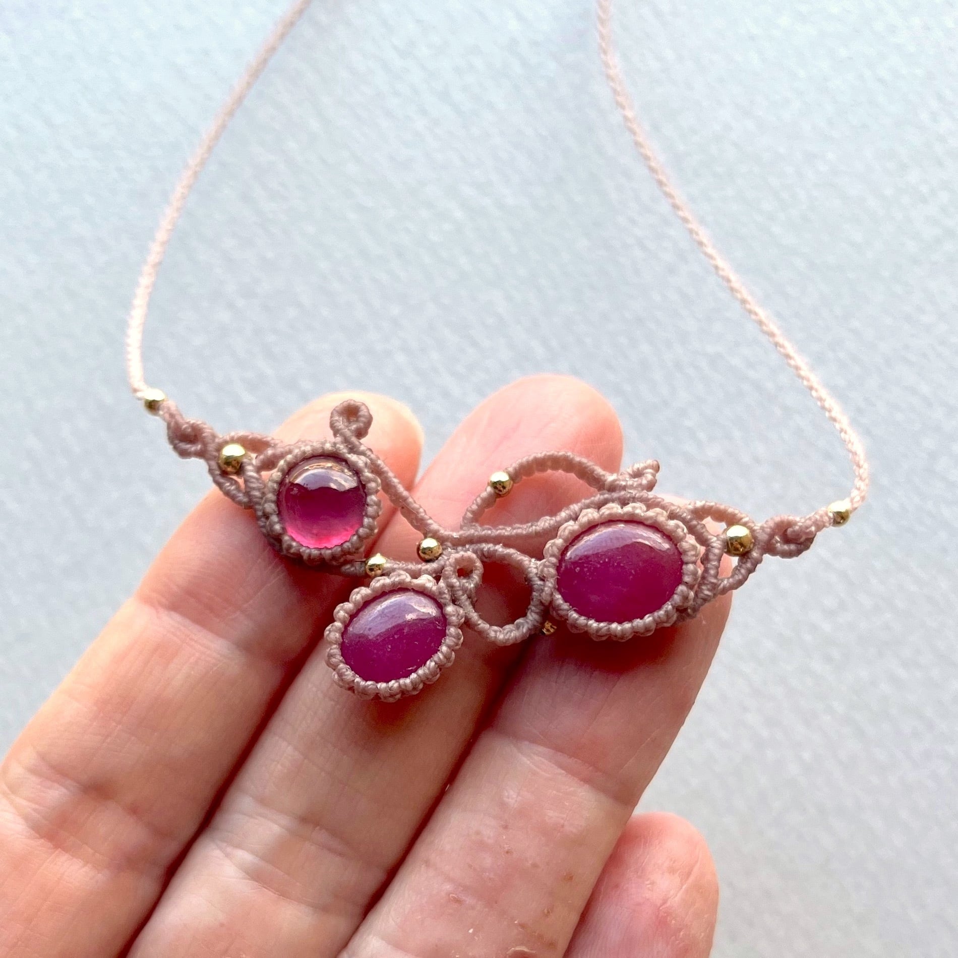 お客様オーダー品】ルビーのマクラメ編み 天然石ネックレス | SHANTi WALA