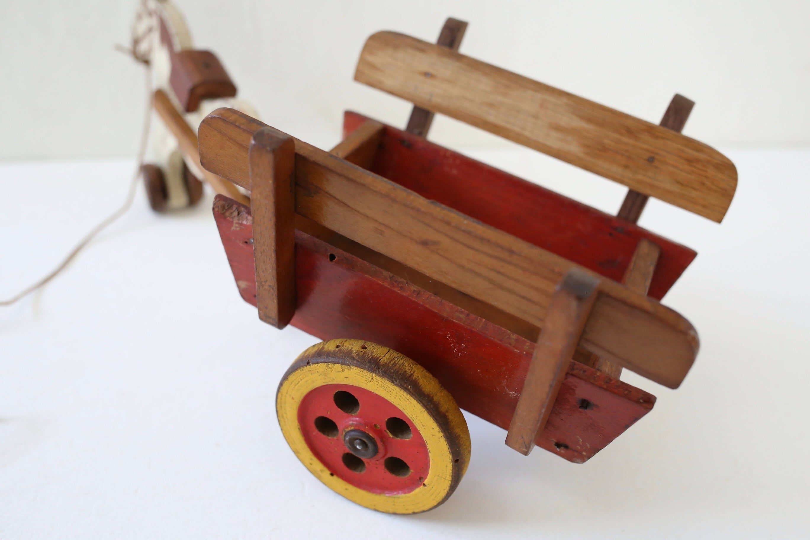 フランス アンティーク ヴィンテージ おもちゃ 大きめの木製の馬車 N