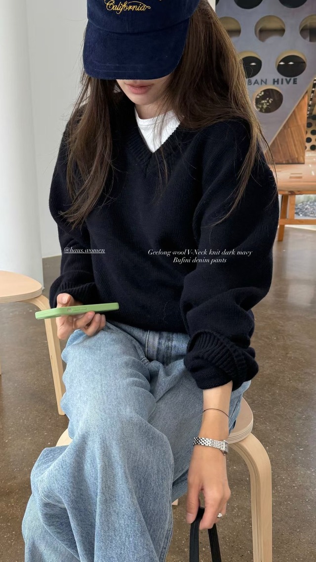 (予約) HAUS / Geelong wool V-neck knit 3color