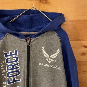 【US Services】US AIR FORCE フルジップ ジップアップ パーカー 刺繍ロゴ ワンポイント バックプリント L アメリカ古着