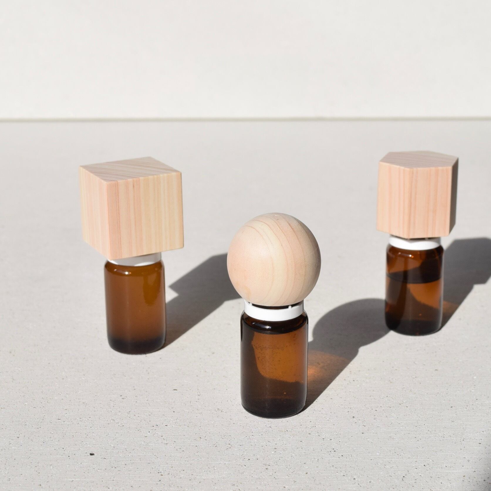 アロマウッドキャップ 精油瓶につけるだけで手軽に使えるディフューザー Twig アロマウッドキャップ 精油瓶につけるだけで手軽に使えるディフューザー Twig