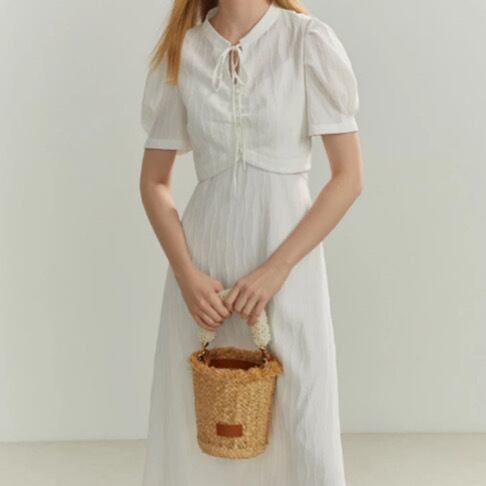 【Le choix de Wakako】サマーツーピースセットフレンチテクスチャジャカードルーズスモールコート+サスペンドスカート通勤ティーブレイクドレスset252101