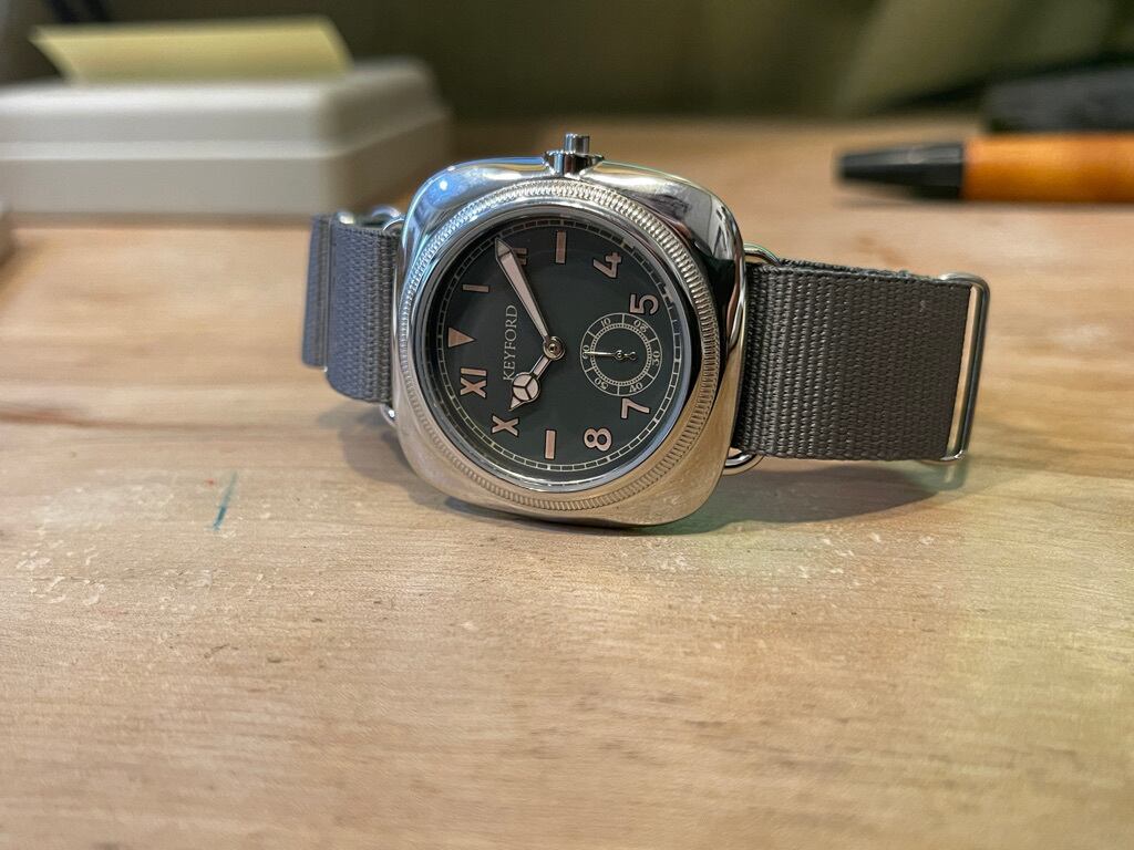 California dial Smoky black | montreroroi-M.R.M.W