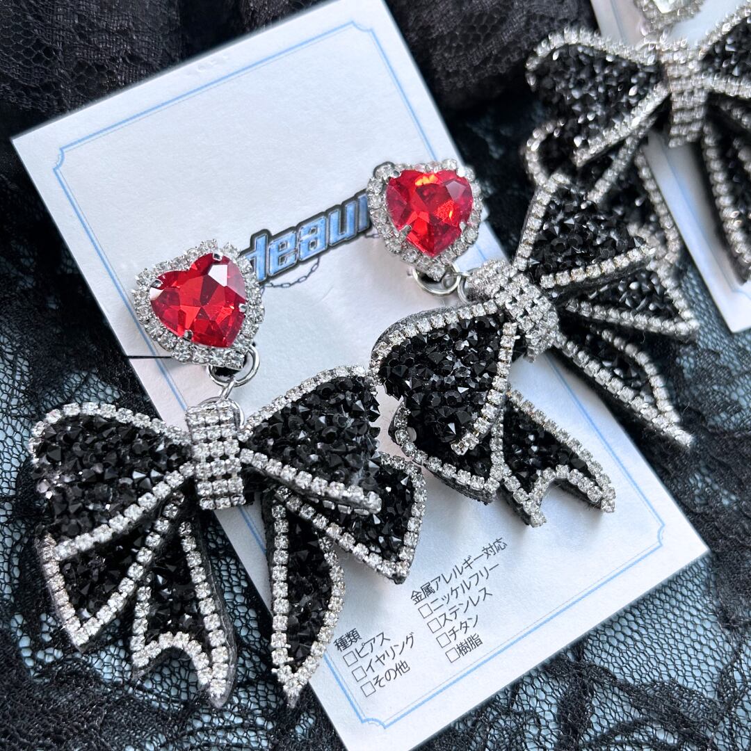 甘辛黒リボンとハートビジューピアス イヤリング｜黒リボン
