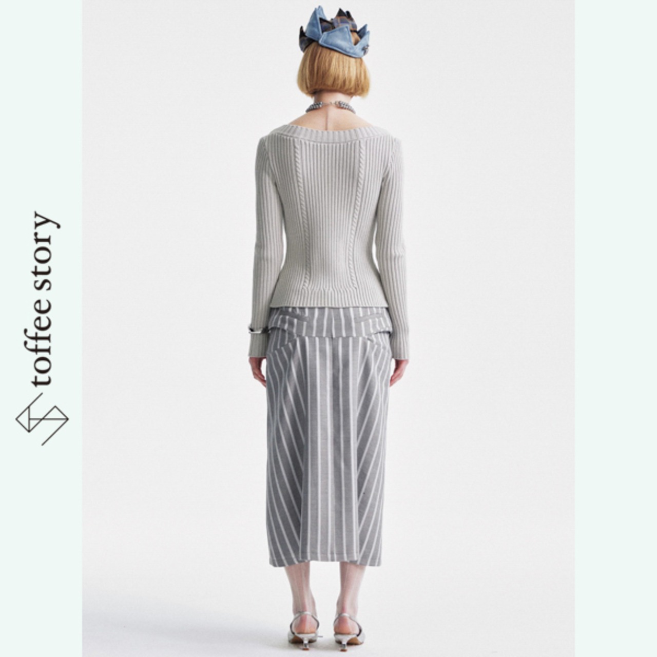 メタルボタングルーヴィーニットカーディガン《B0022》