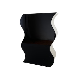 Wave Acrylic Vase - Black & Clear ウェーブ アクリル フラワーベース 花瓶