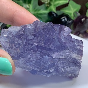 30.幻想的な色合い☆ヤオガンシャン産・ブルーフローライト原石