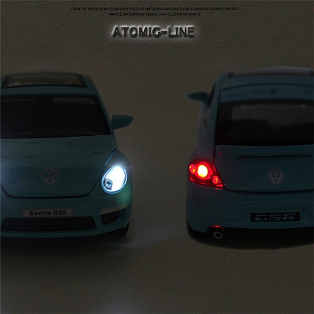 フォルクスワーゲン ビートル 1/32 ミニカー 全4色 ライト点灯 エンジンサウンド 合金モデル