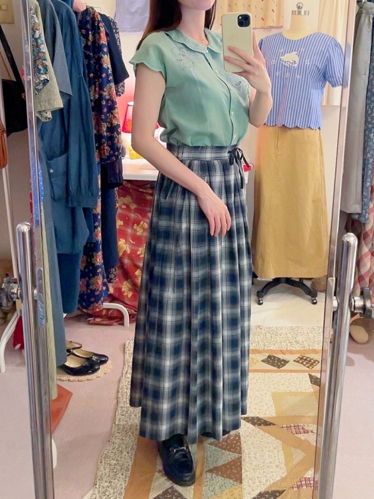 fruits embroidery scallop blouse
