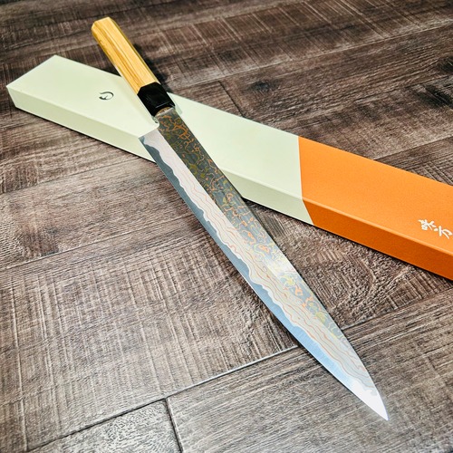 " Mutsumi Hinoura" Sujihiki 270mm V-toku#2 Rainbow Damascus   Oak x buffalo horn handle