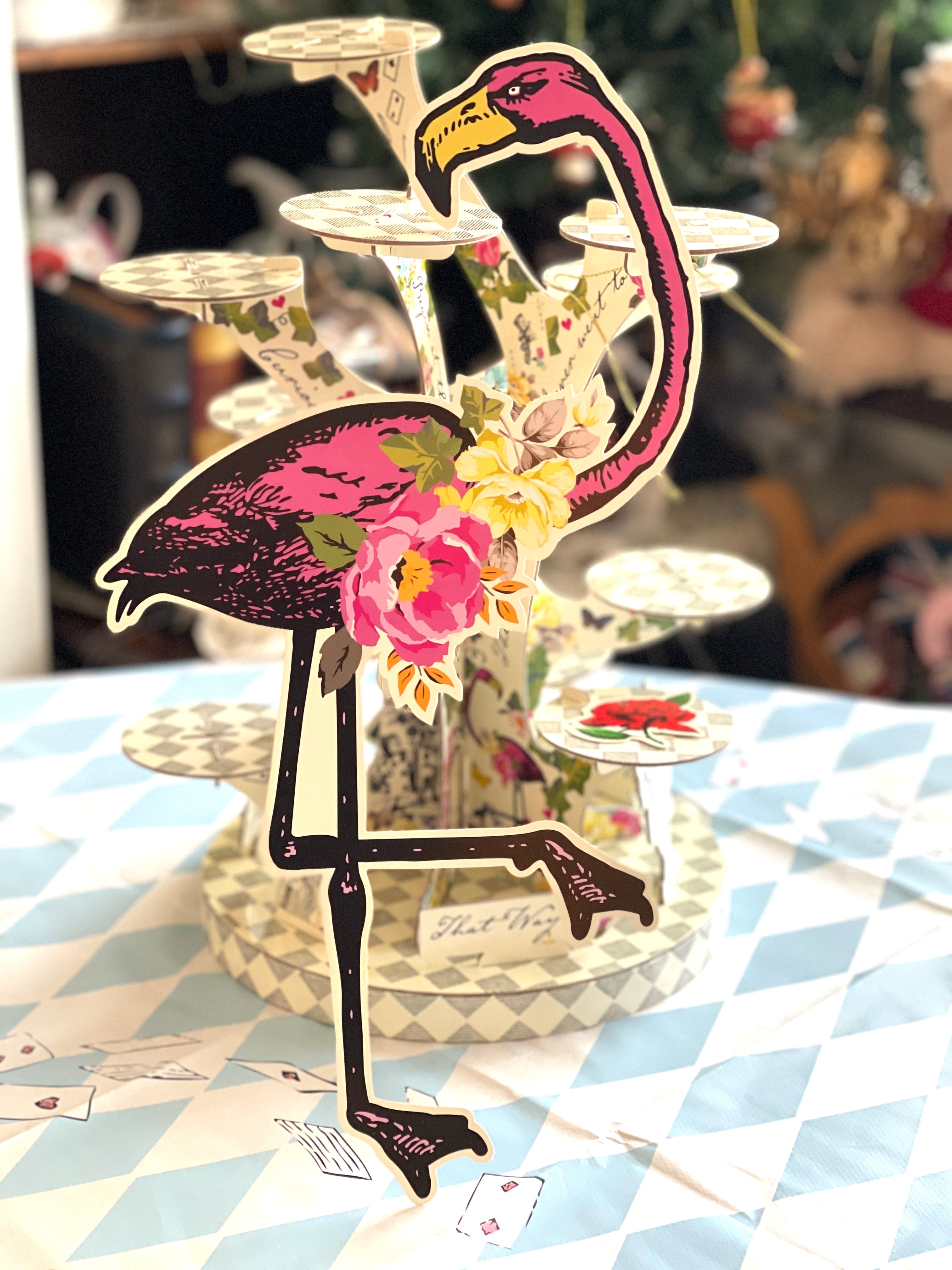 不思議の国のアリス風♥️ピンクハリネズミお茶会 不思議の国のアリス風♥️ピンクハリネズミお茶会