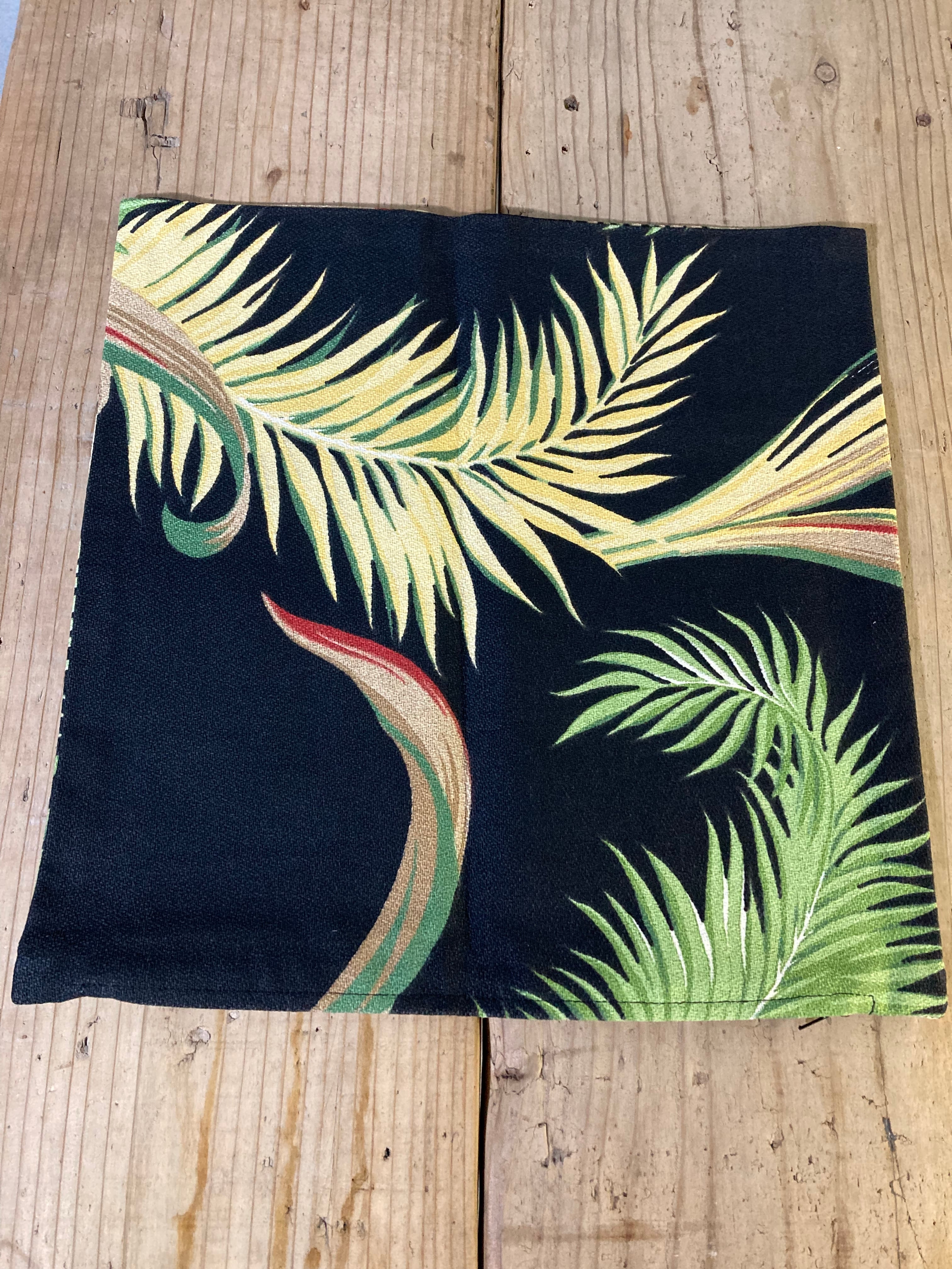 HAWAIIAN Palm leaf Pillow case  (beady antiques)