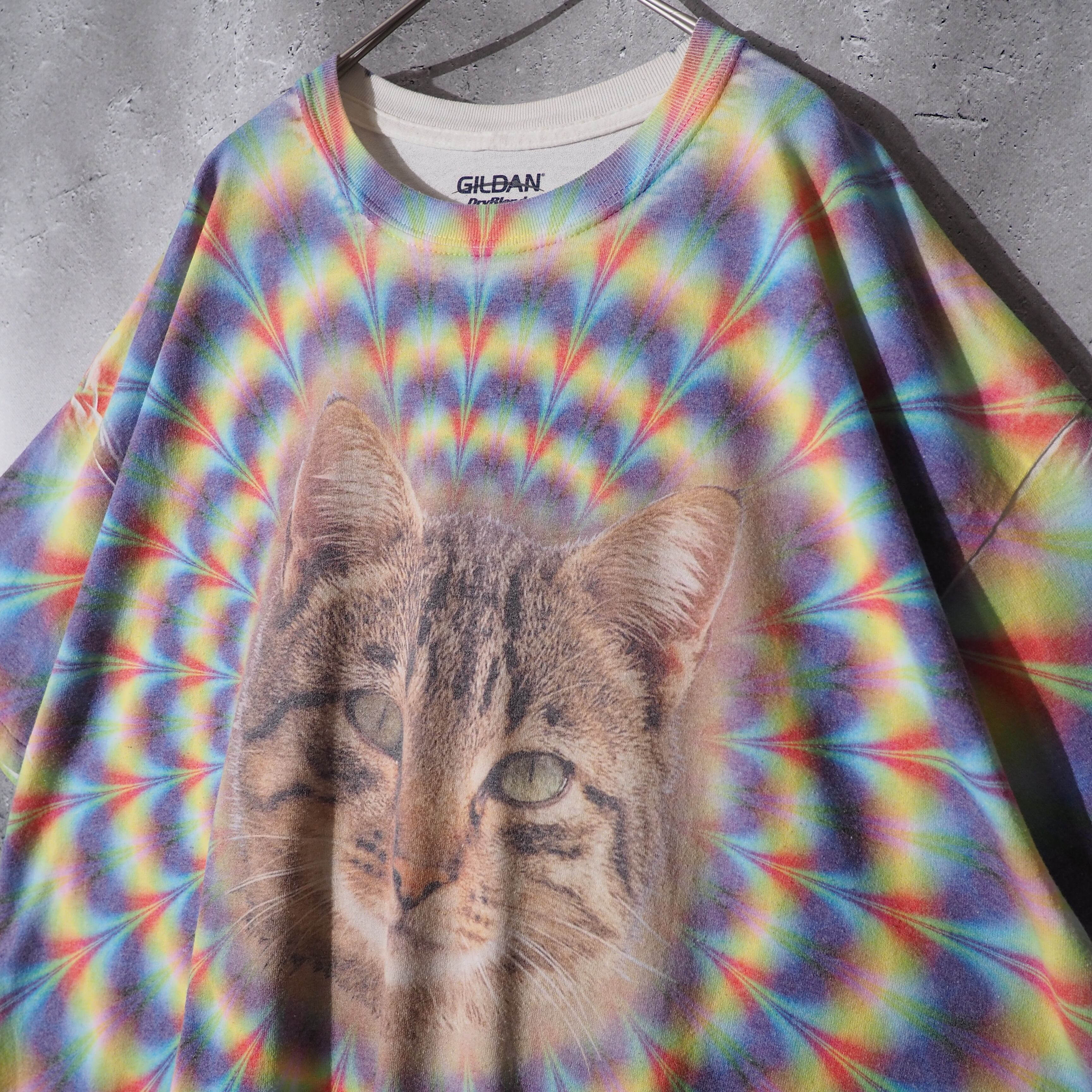 ” Psychedelic cat face ” photo printed loose Tee
