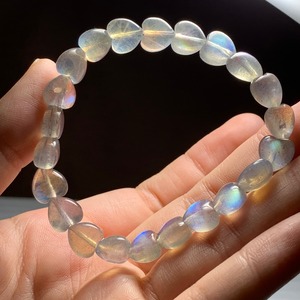 no3.シラーが美しい☆ハート・ラブラドライト ブレスレット