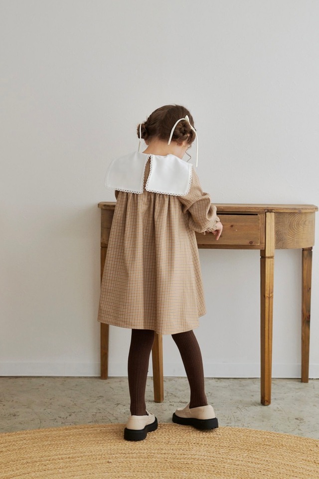 ビブカラーチェックワンピース<Beige check>