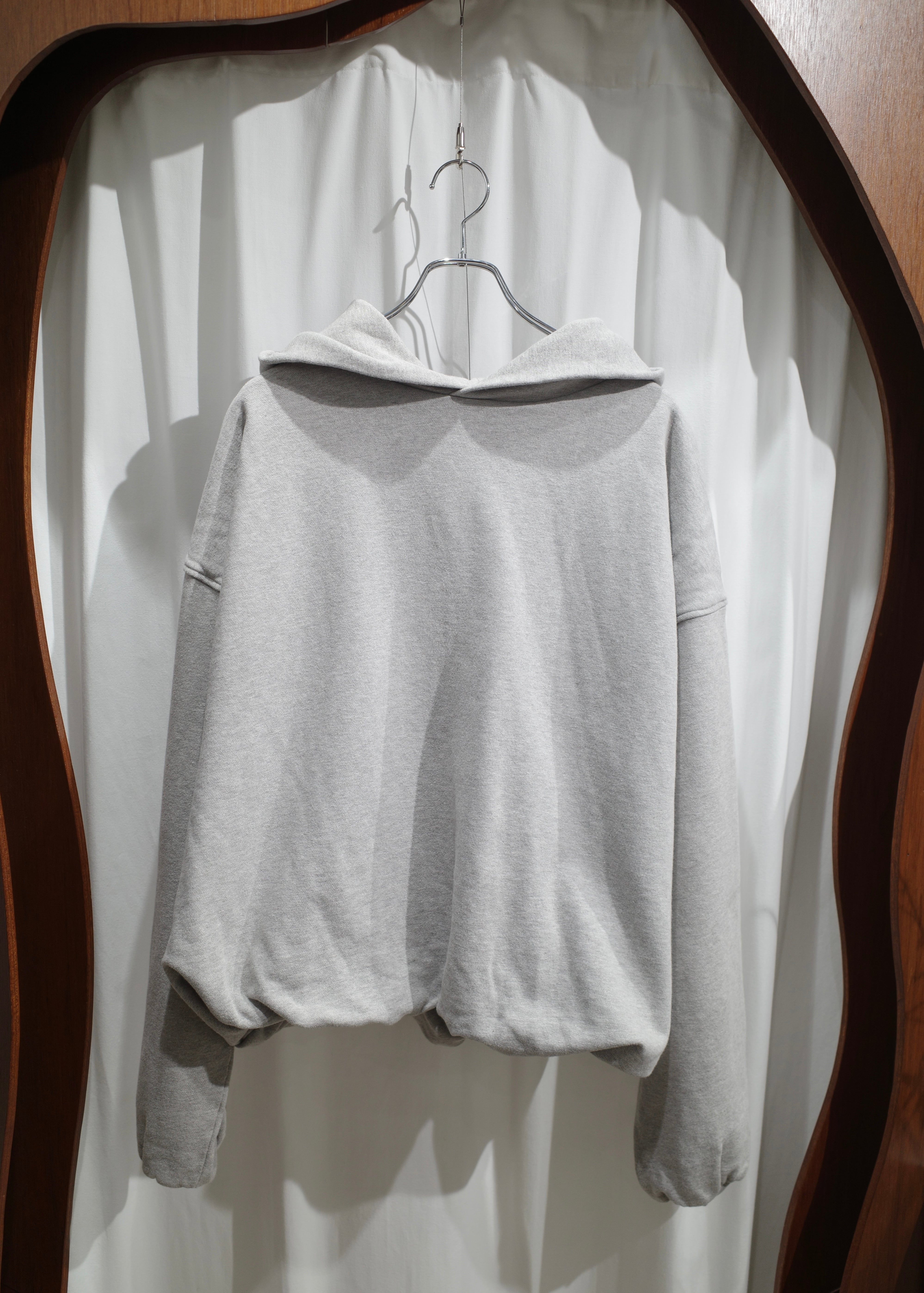 HIROKI TUZUKI V NECK SLANTING SWEATER | HOME