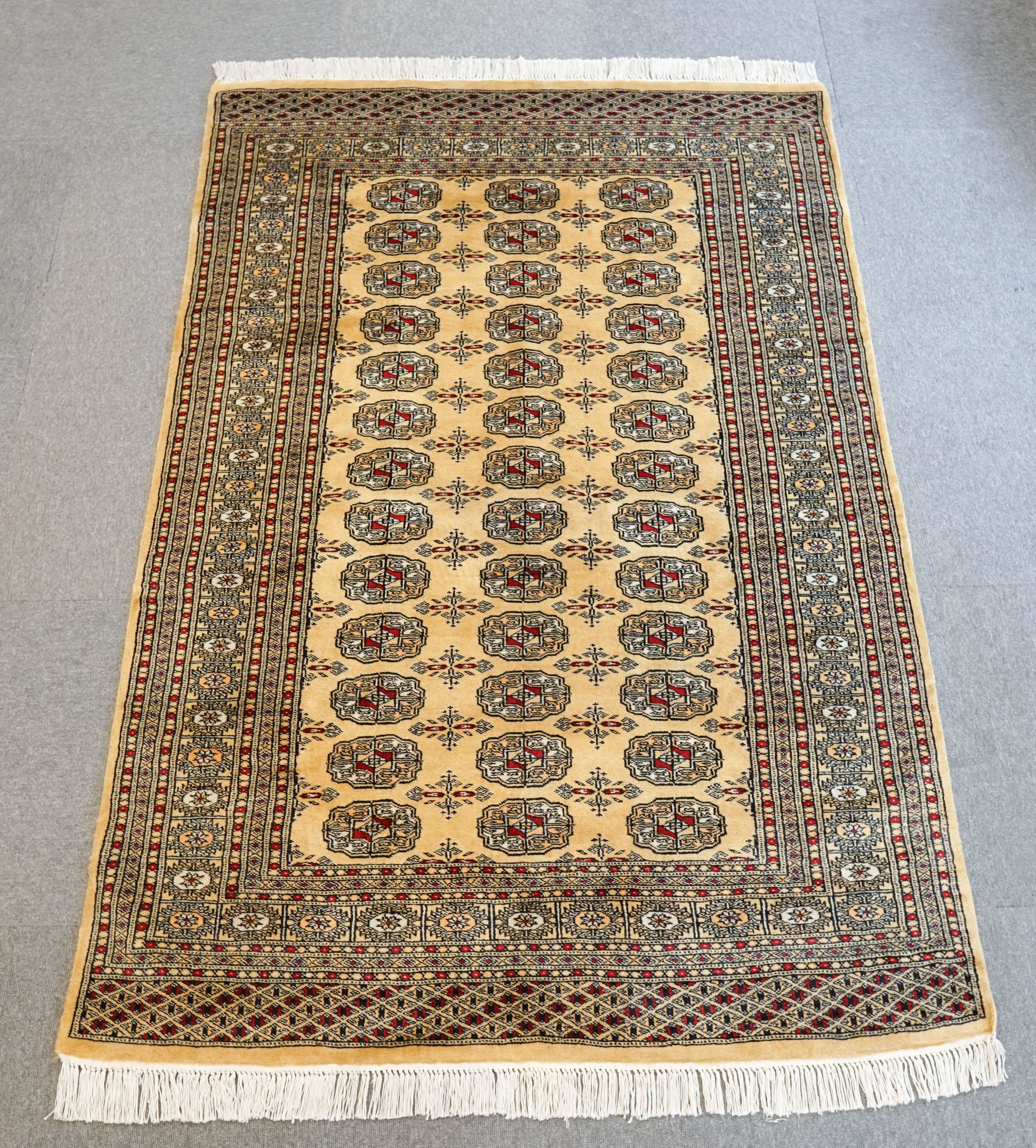 181×122cm【パキスタン手織り絨毯】 Decorworks