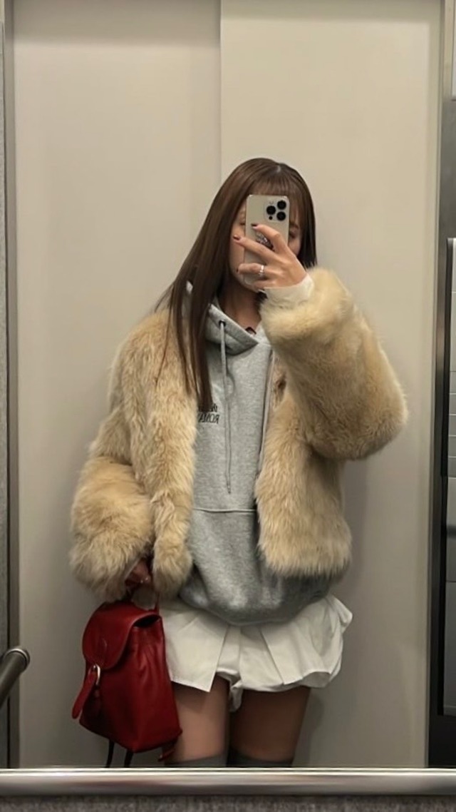 LOGO CROPPED HOODIE　UNISEX