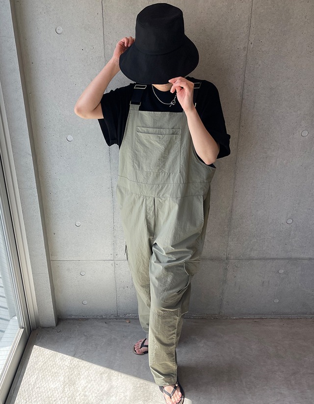 【24ss】Shoulder-Banding Jump-suit_2colors