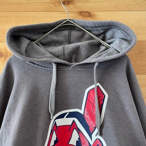 【Stitches】MLB インディアンス ロゴ プリントパーカー プルオーバー フーディー Indians L  US古着