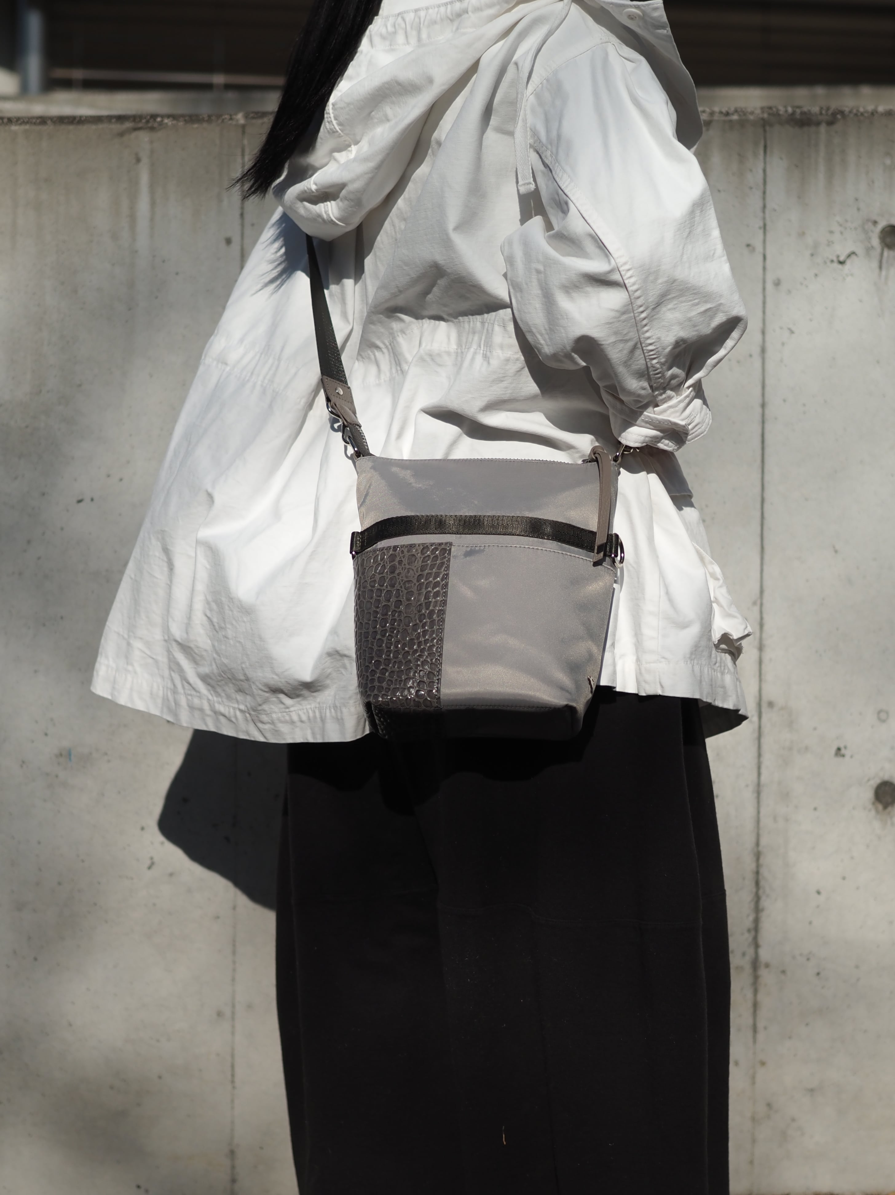 新作 | OSAM ONLINE SHOP OSAM ショルダーバッグ ガンメタリックグレー