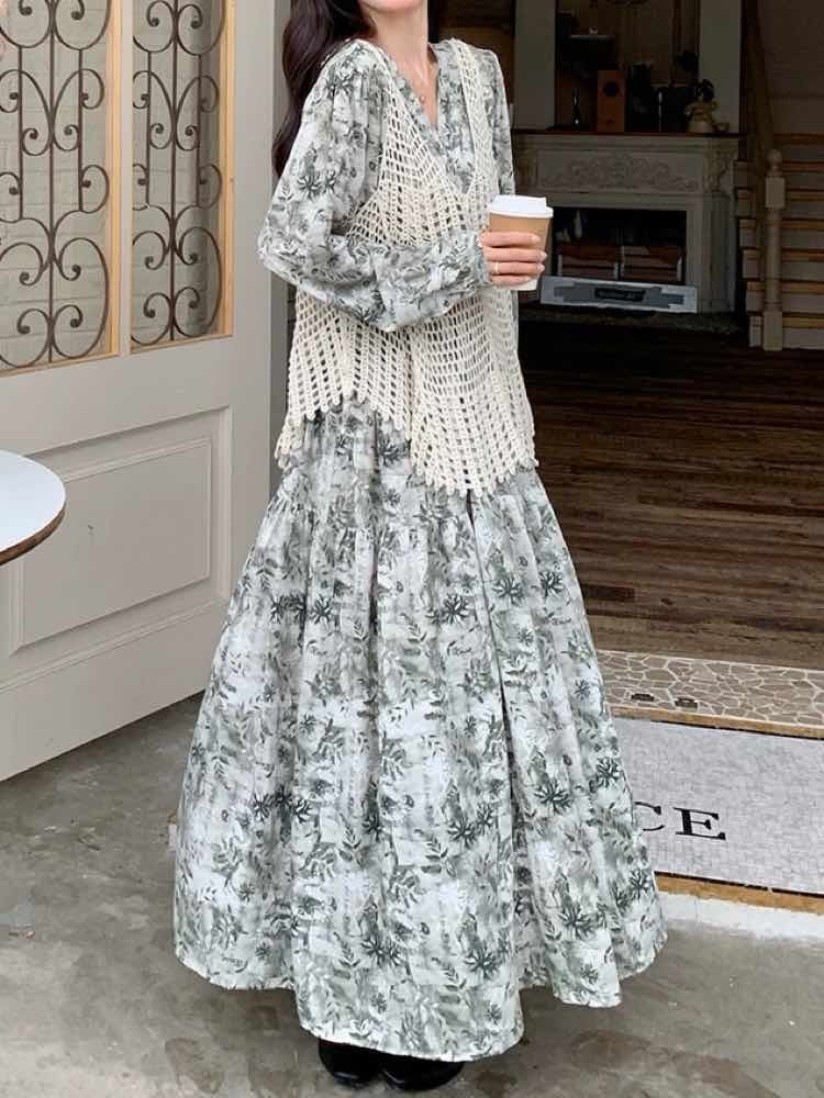 ボタニカル柄 白黒花柄ワンピース 上質リネン100 シックなボタニカル柄