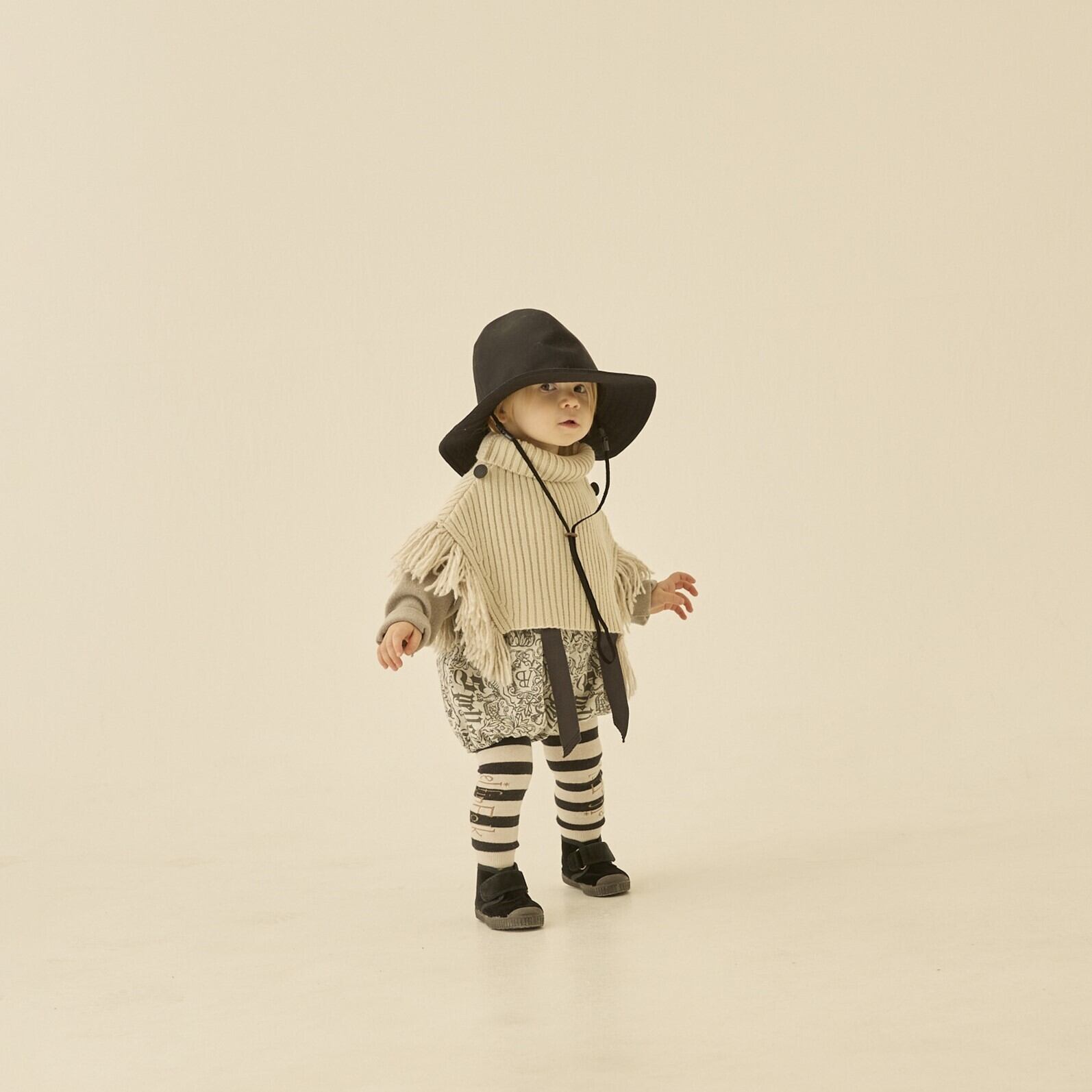 elfinfolk ケープ　ポンチョ　Mサイズ eLfinFolk ニットケープ | Mサイズ - Little Lemonade Days