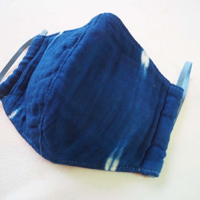藍染めガーゼ　6 層仕立て 快適サラサラマスク（板締め絞り）