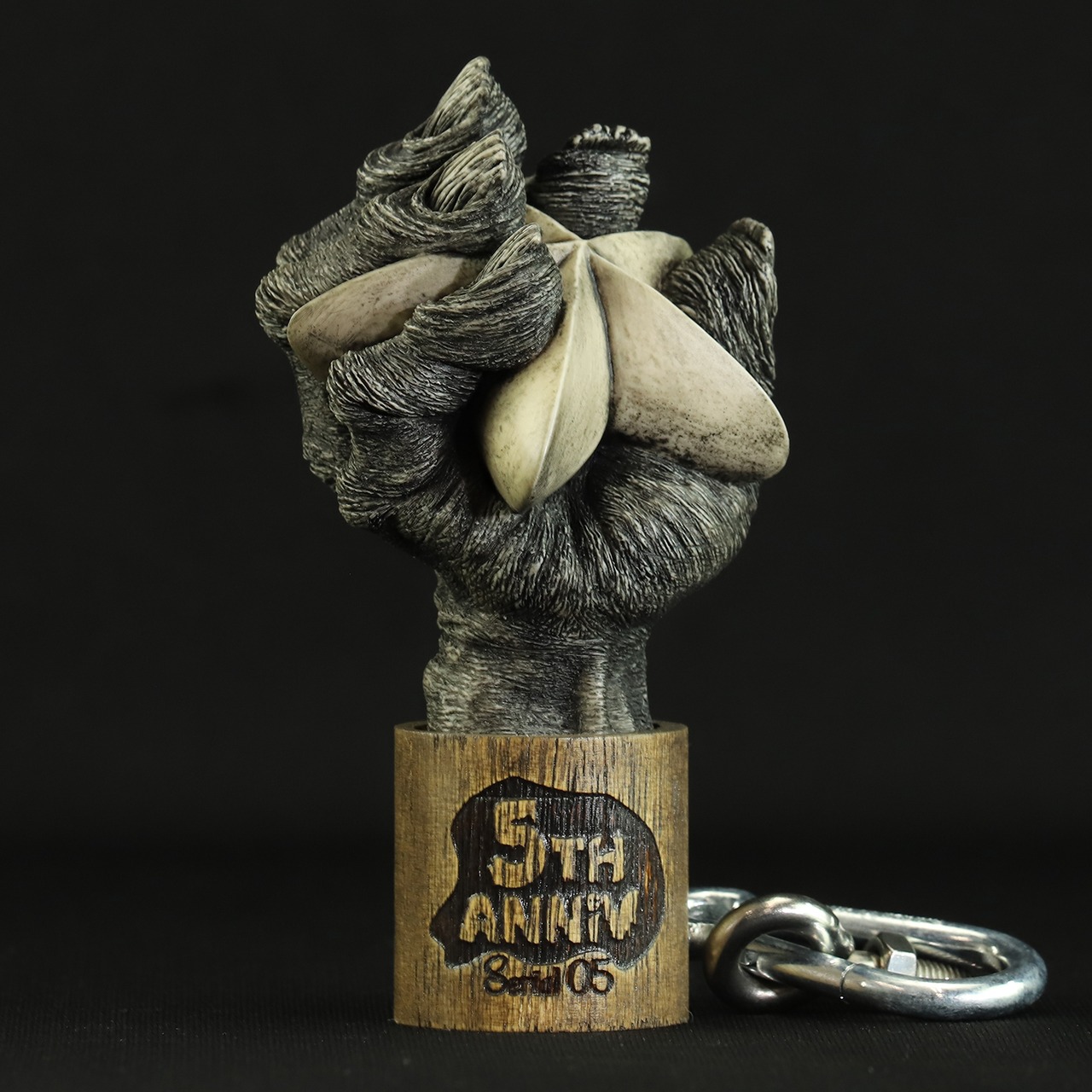 [数量限定] "5th Anniv" SUPER BIG KEYHOLDER - serial.05 /Black ink wash