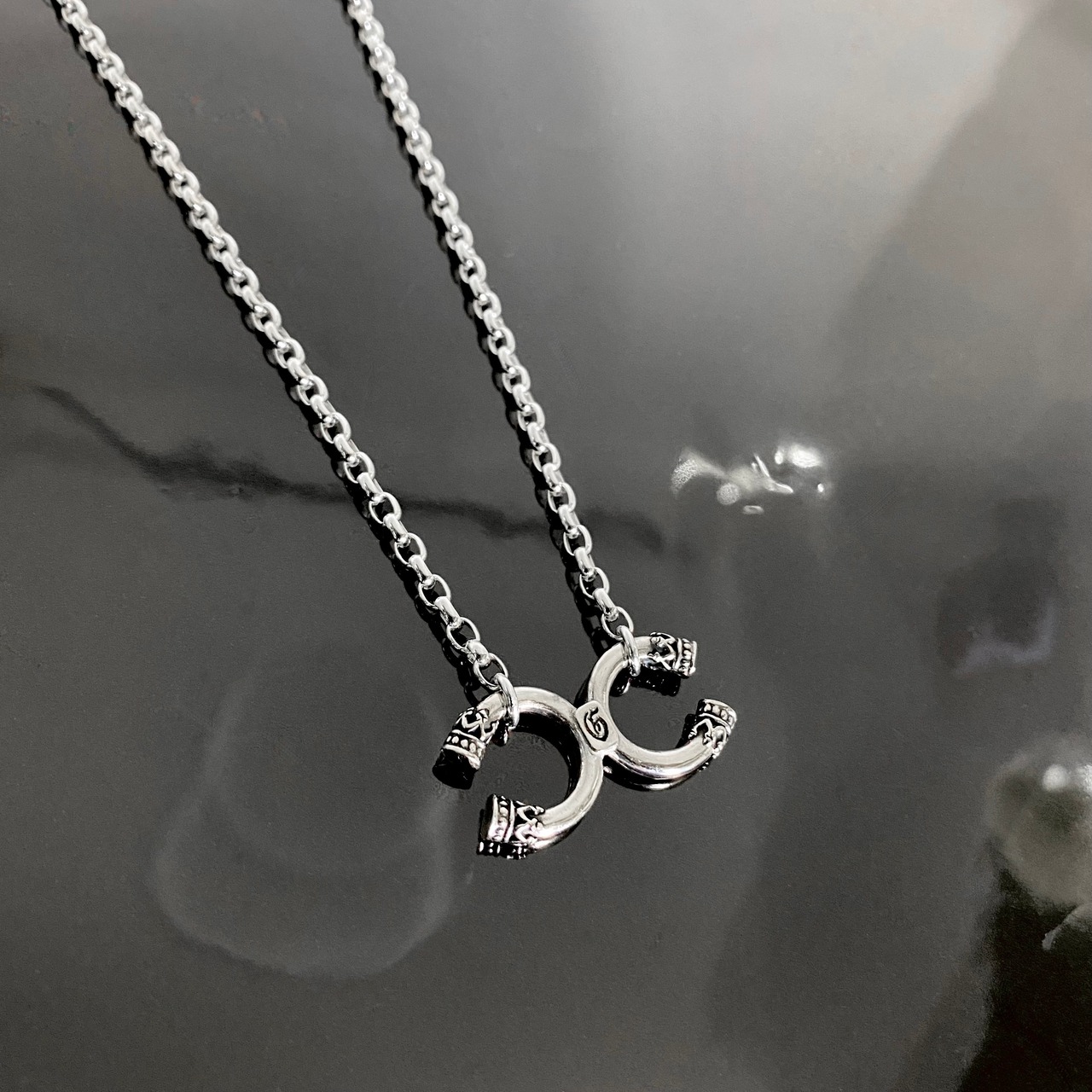 TWIN CROWN NECKLACE / ツインクラウンネックレス