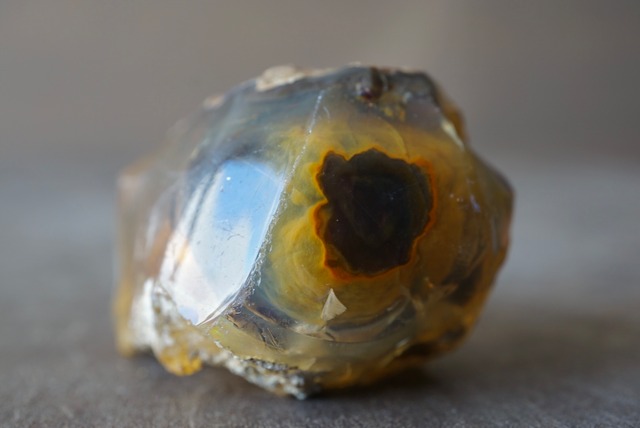 エッグ・イン・オパール Opal Egg 1083