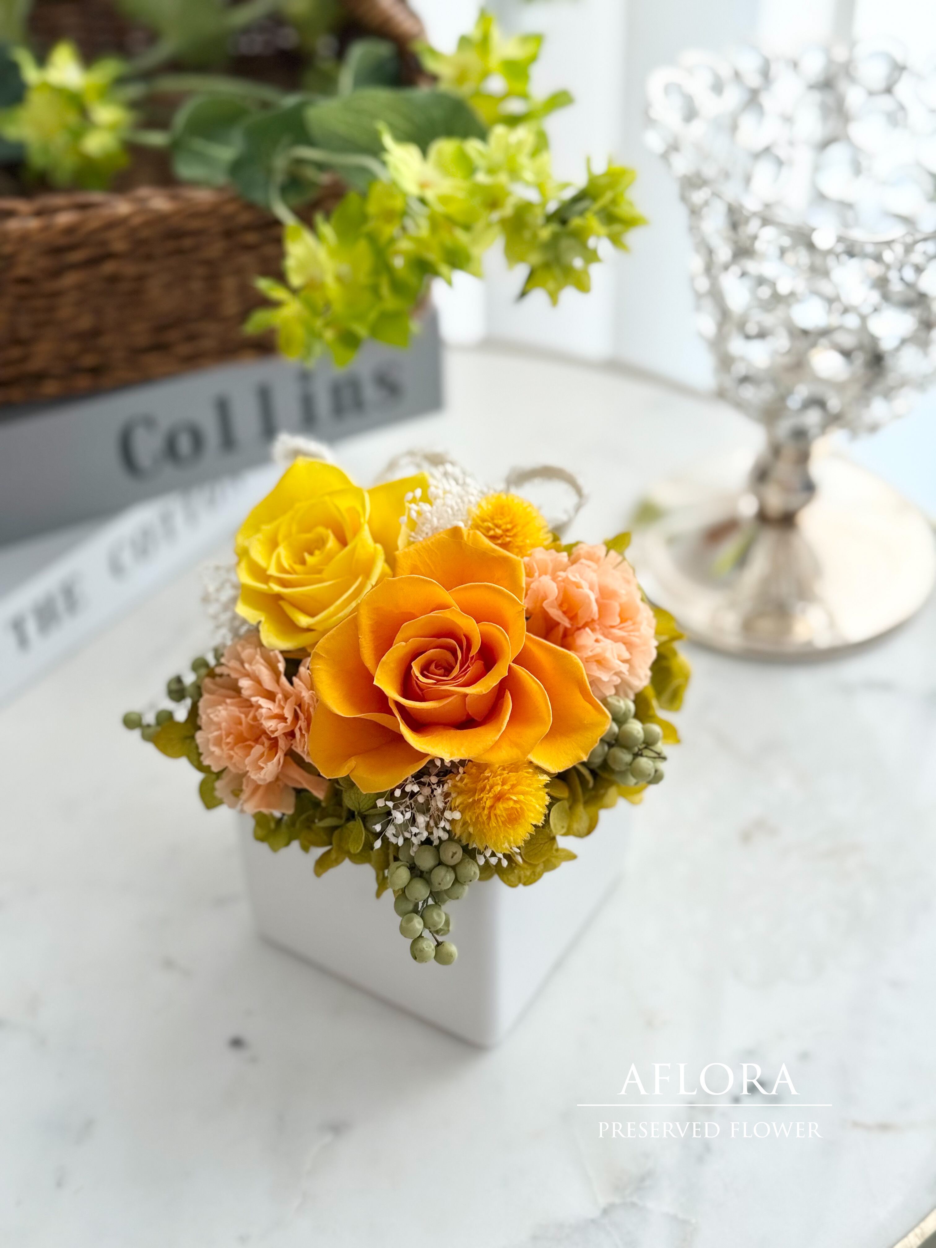 プリザーブドフラワーアレンジメント ビタミンカラー オレンジの薔薇